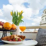 Amazing View Calea Victoriei Old City